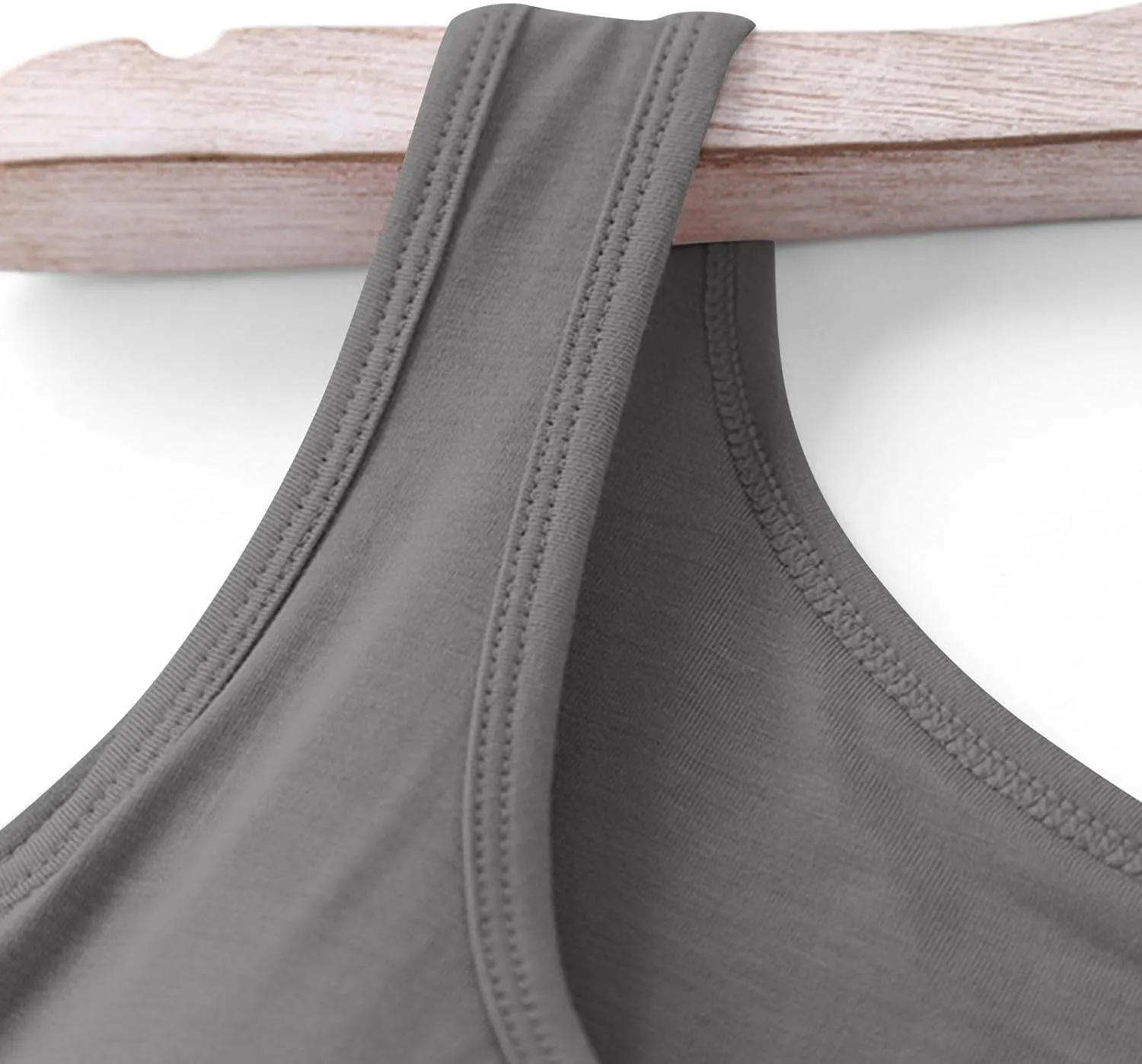 Fashion 2025 Built-in-Bra Tank Tops for Women Sleeveless Workout Yoga Undershirts Casual Comfy Basic Tees